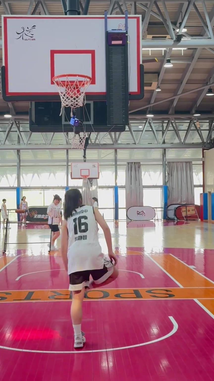 所以，你能摸高多少？